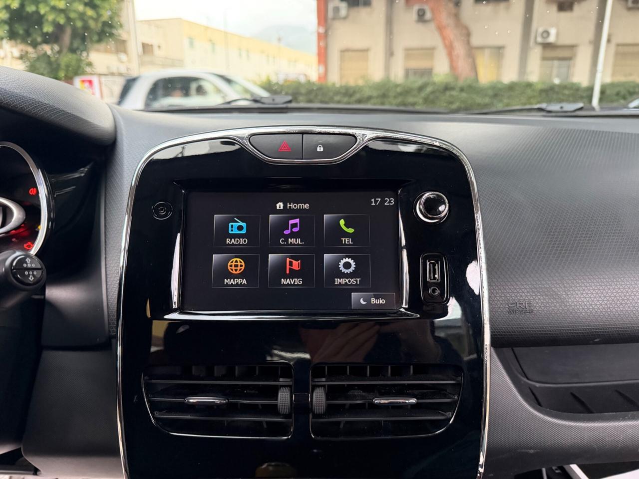 Renault Clio 1.2 75CV 5 porte Live