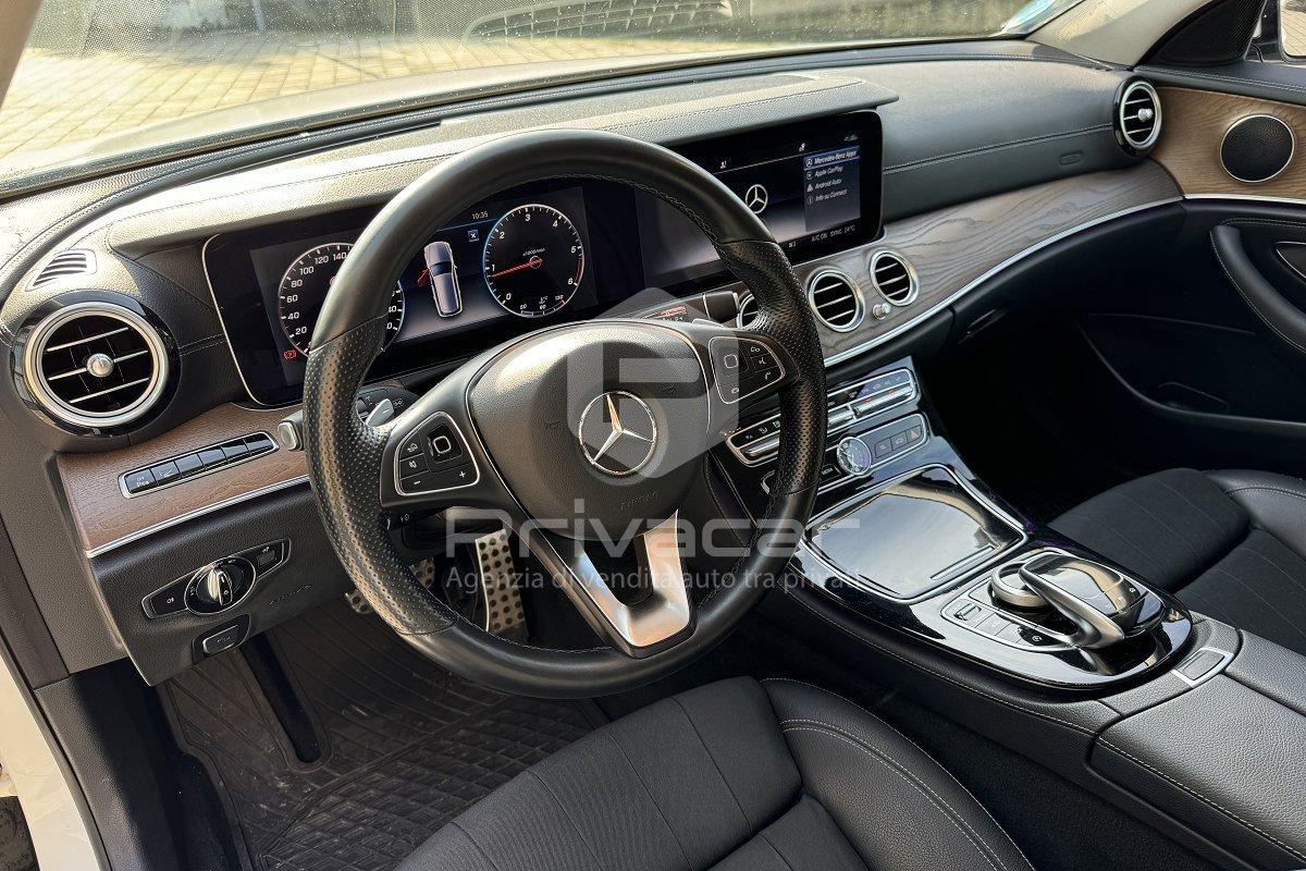 MERCEDES E 220 d S.W. 4Matic Auto Business Sport All-Terrain