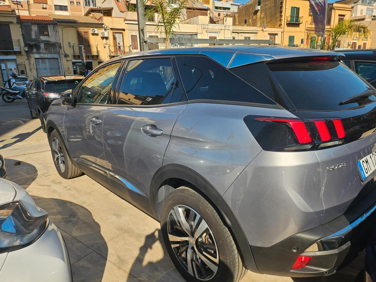 Peugeot 3008 BlueHDi 130 EAT8 Allure Pack 02/2023