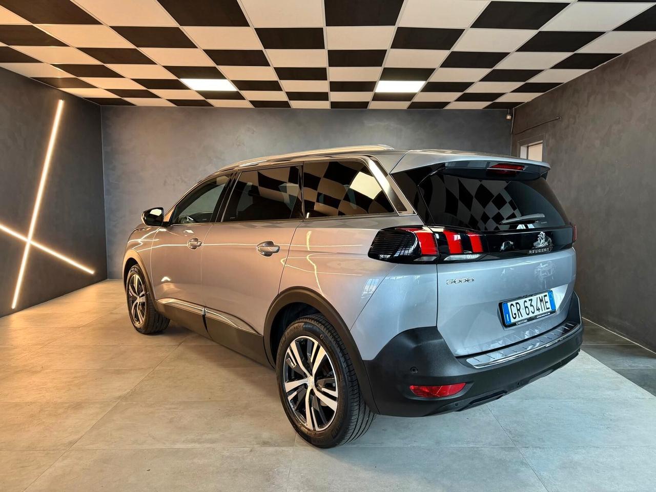 Peugeot 5008 BlueHDi 130 S&S EAT8 Allure Pack