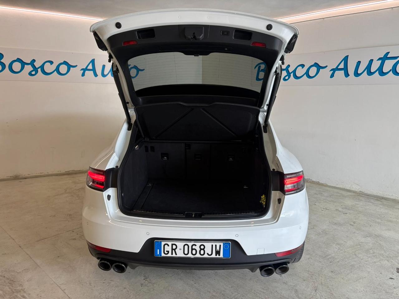 Porsche Macan 2.0 245cv pdk