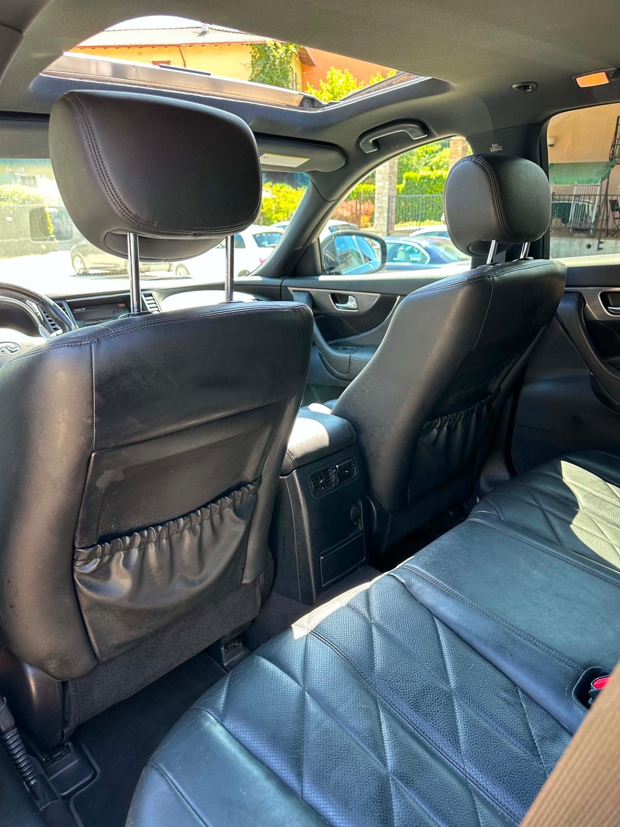 Infiniti FX30d S PREMIUM KMCERT UNICOPR GARANZ