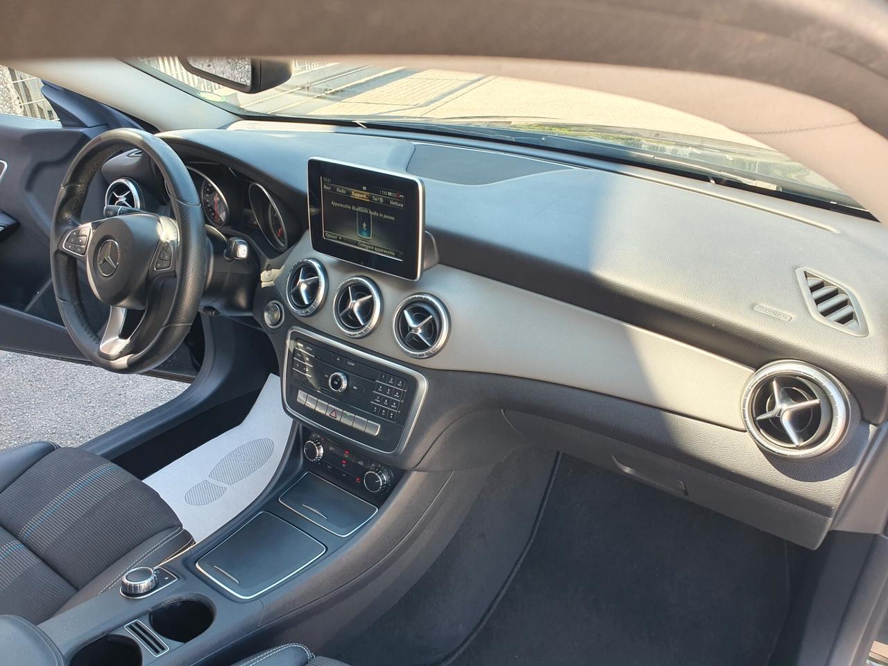 Mercedes-benz CLA 200 d Sport