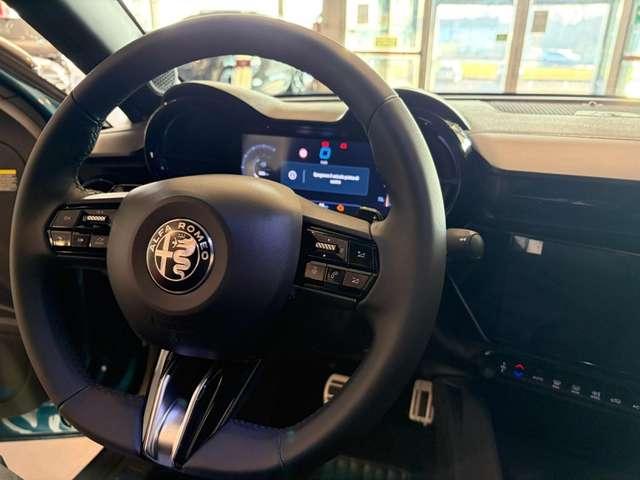 Alfa Romeo Junior 1.2 136 CV Hybrid eDCT6 Speciale