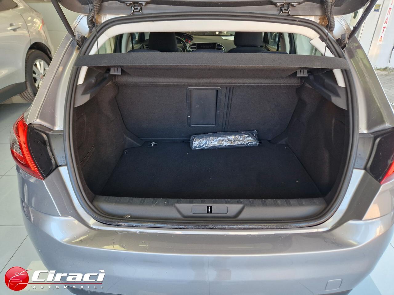 Peugeot 308 BlueHDi 130 EAT8 Business