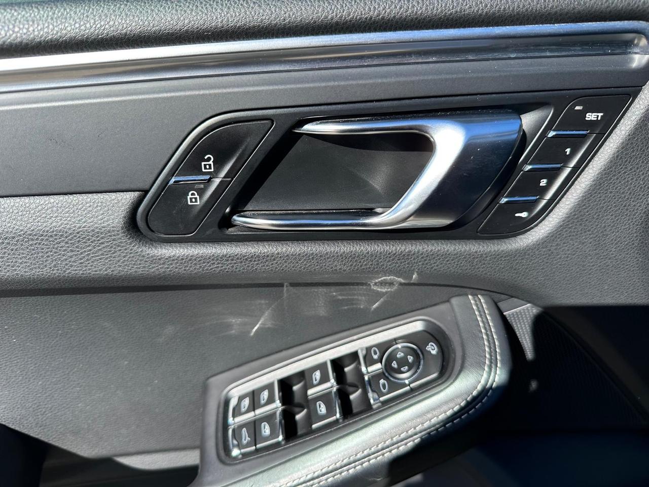 Porsche Macan 2.0 tetto Bose pasm crono full optional *promo*