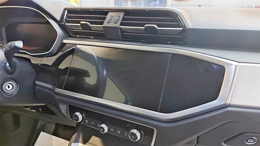 Audi Q3 2.0 TDI 150 CV S tronic