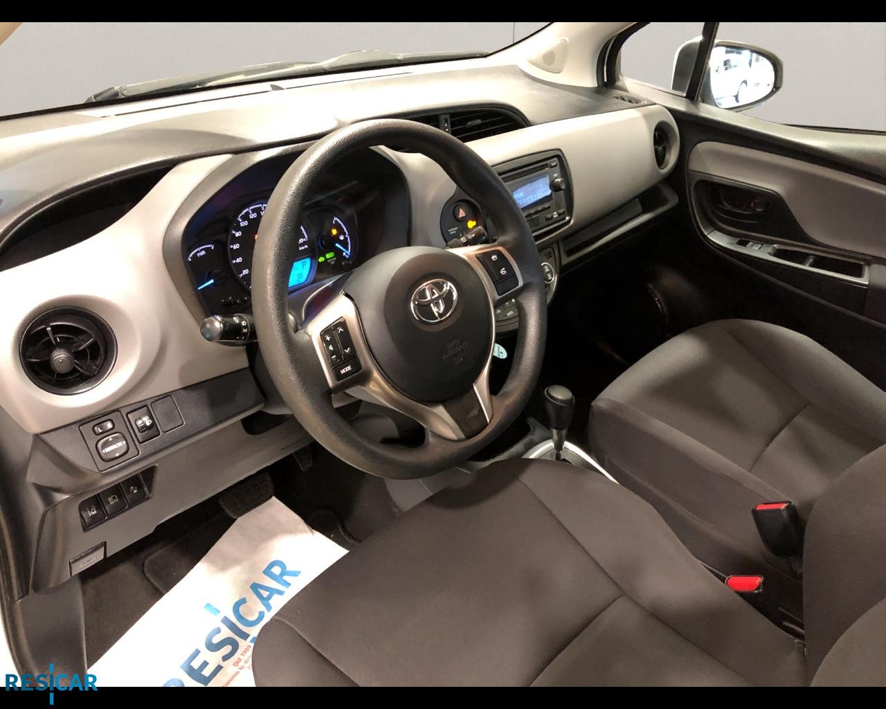 TOYOTA Yaris 5p 1.5h Active