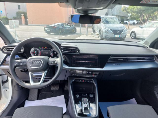 AUDI A3 allstreet TFSI 110 kW S tronic Identity Contrast