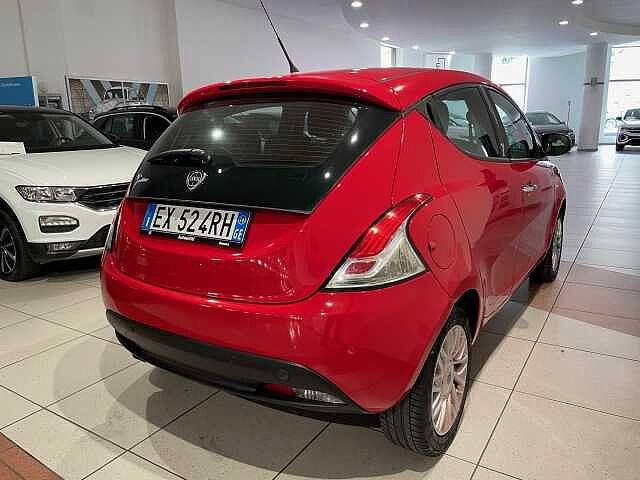 Lancia Ypsilon 1.2 69 CV 5 porte Elefantino