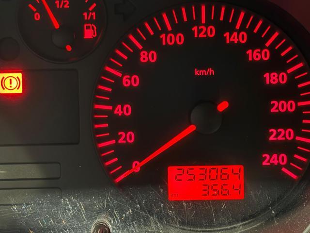 SEAT Leon Signo / Signa 1.9 TDI 110cv A/C CRUISE