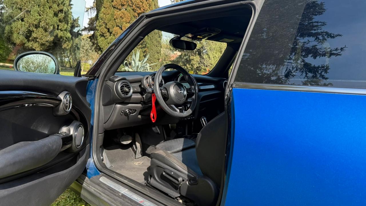 Mini 2.0 Cooper SD aut. 3P 2018 PERFETTA leggi testo