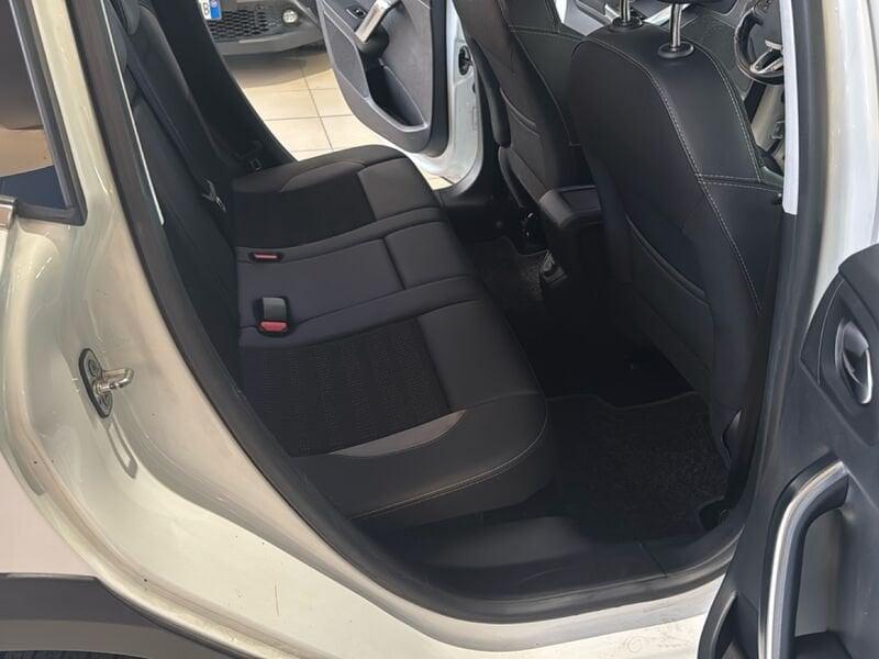 Peugeot 2008 BlueHDi 120 S&S Allure