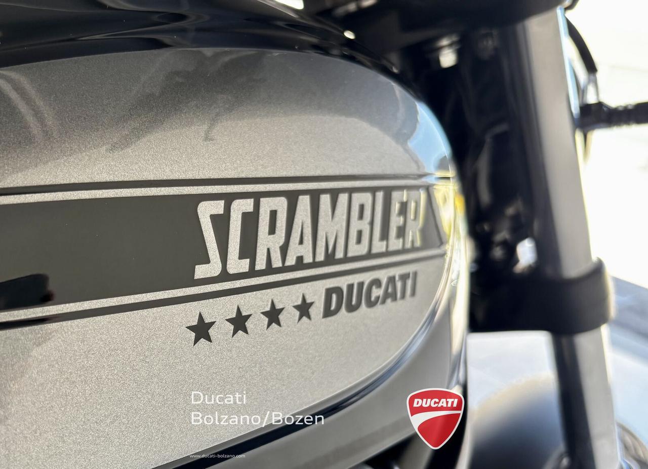 Ducati Scrambler 400 Sixty2