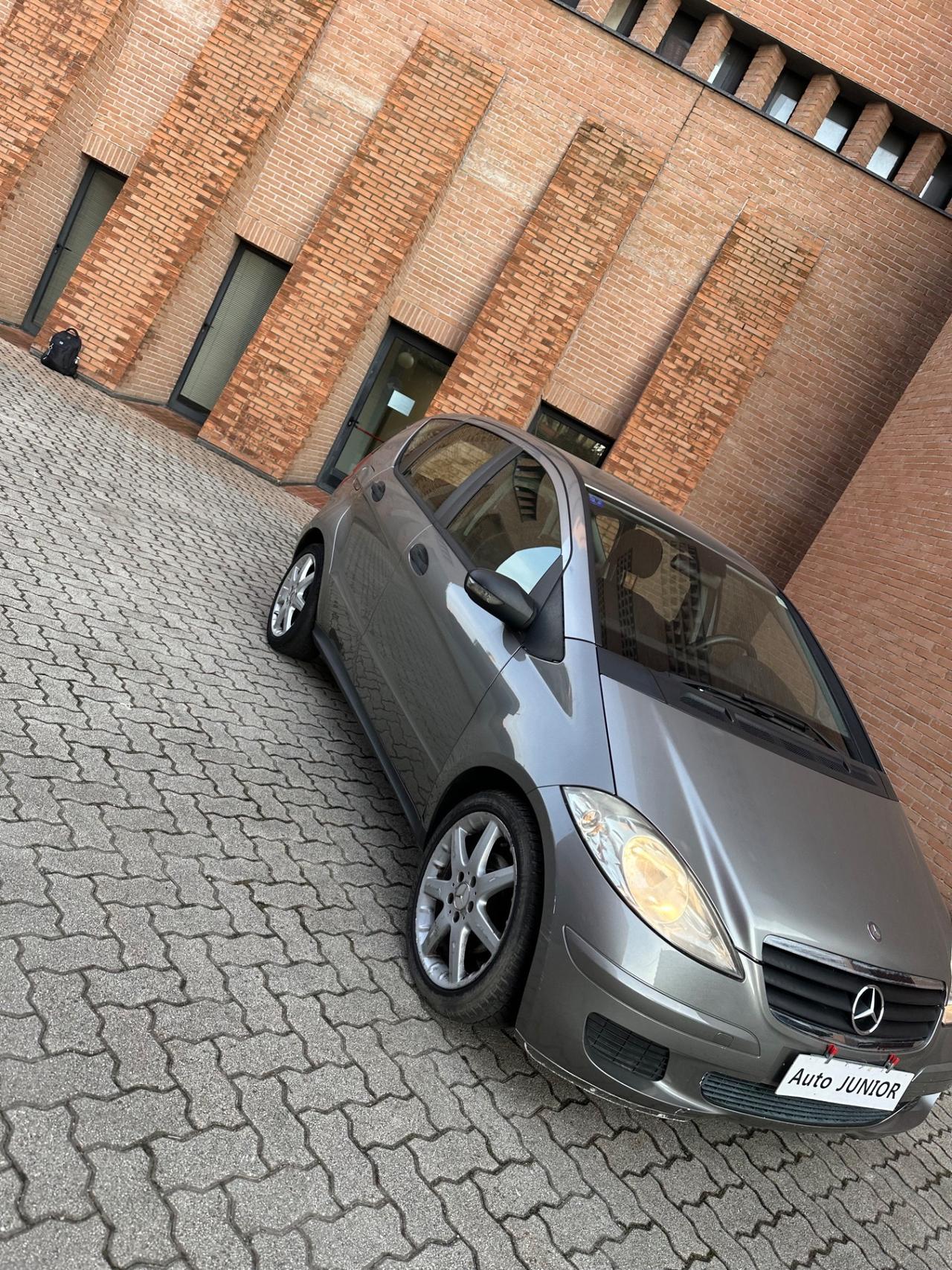 Mercedes-benz A 160 CDI BlueEFFICIENCY Elegance