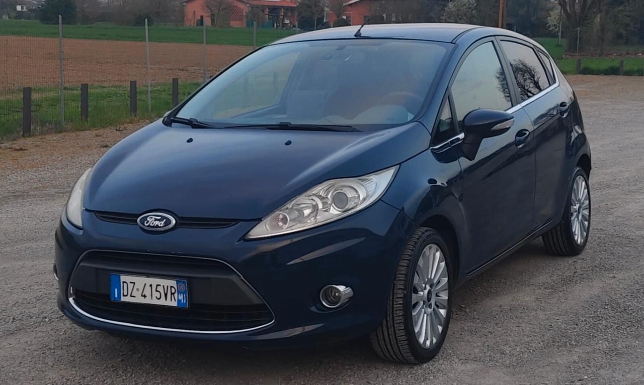 Ford Fiesta 1.4 5 porte Bz.- GPL Titanium