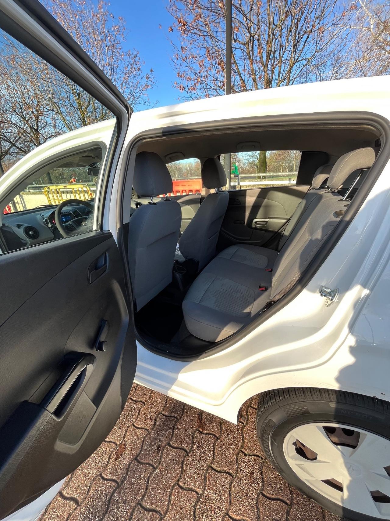 Chevrolet Aveo 1.2 LS