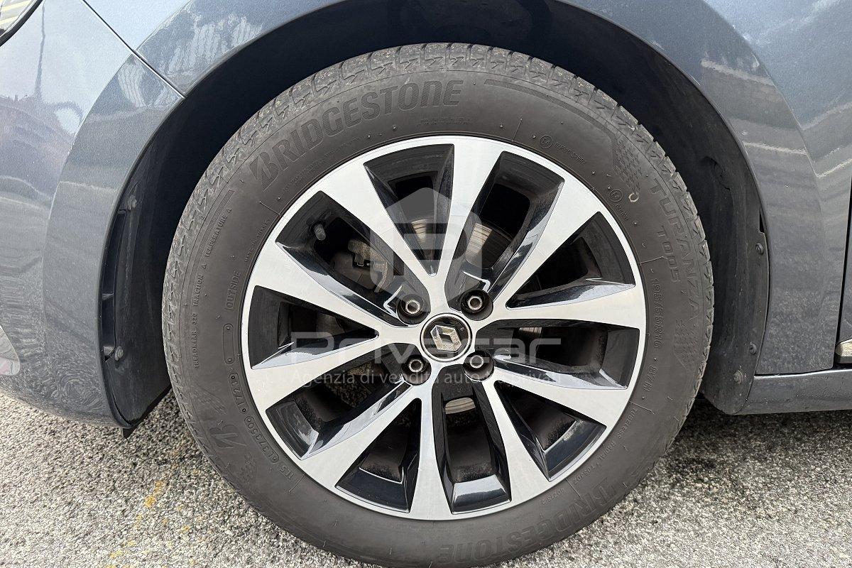 RENAULT Clio TCe 100 CV 5 porte Intens