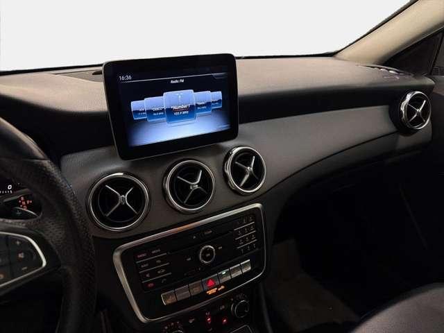 Mercedes-Benz GLA 200 d Automatic 4Matic Business