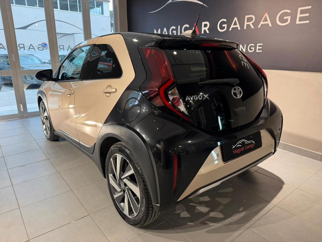 Toyota Aygo X 1.0 VVT-i 72 CV 5 porte Trend Air