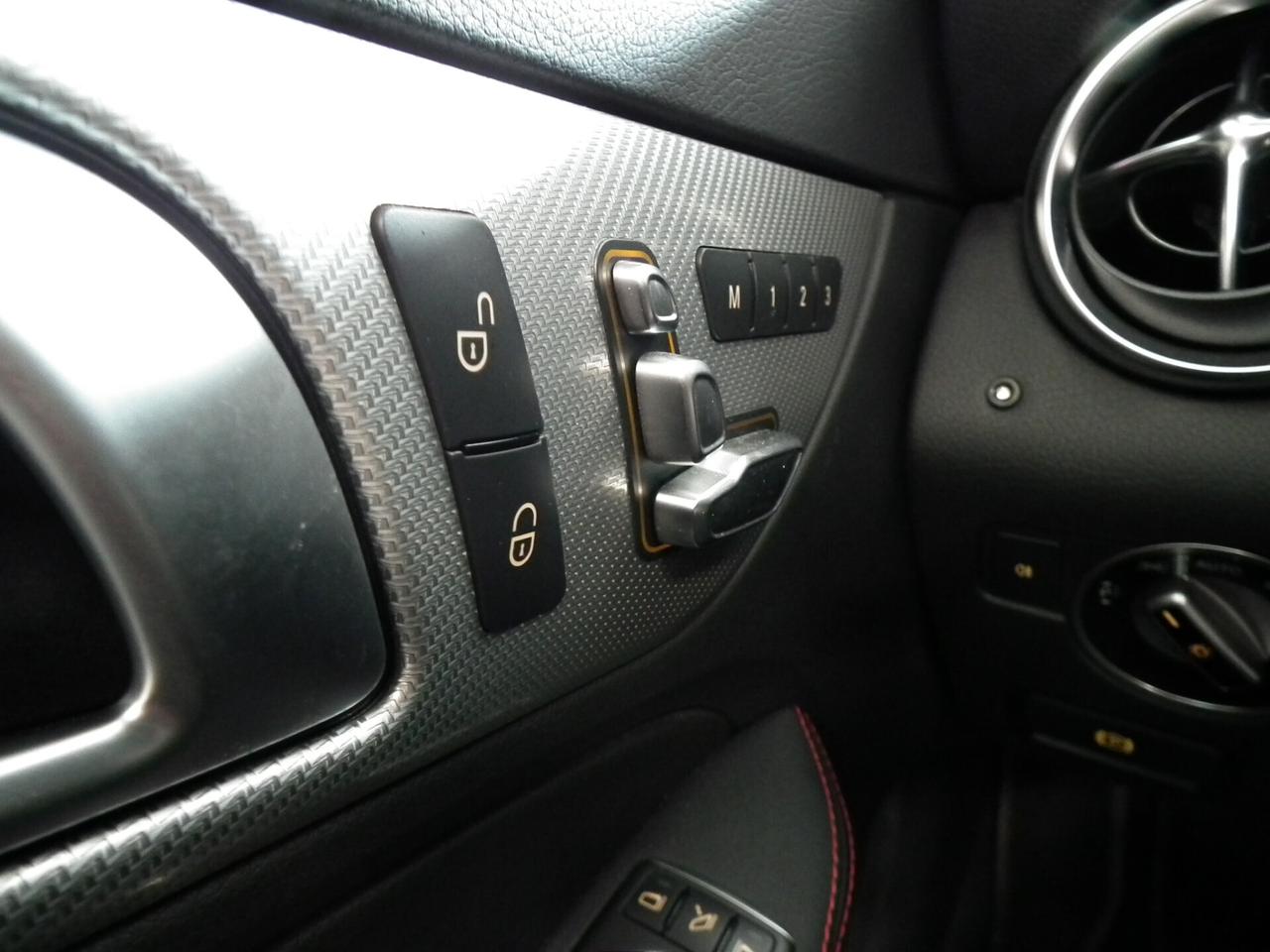 Mercedes-benz SLC 200 BZ KM 54.000 ! STUPENDA ! PREMIUM FULL OPTIONAL !