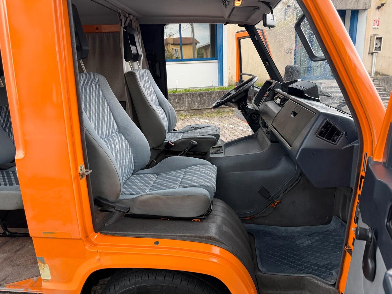 Mercedes MB 100D 2.4d 5Posti Storica