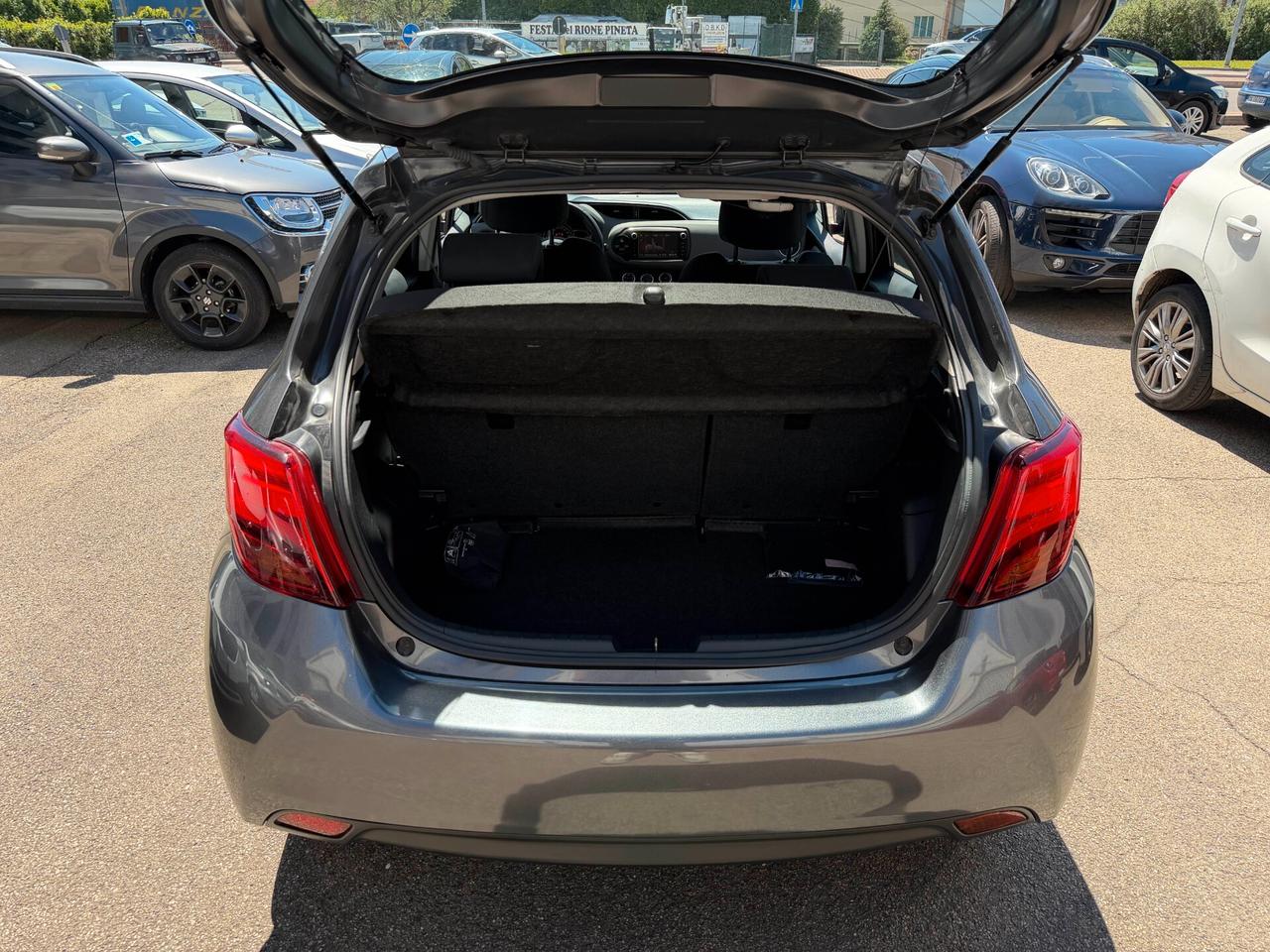Toyota Yaris 1.3 Active NEOPATENTATI