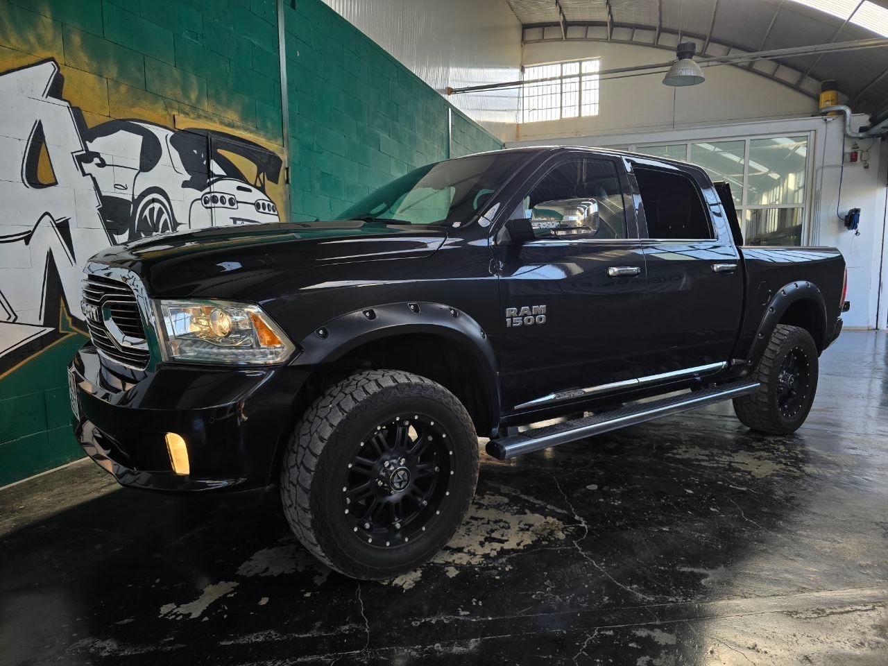 Dodge RAM Dodge Ram 1500 Limited 5.7 V8 GPL Prins