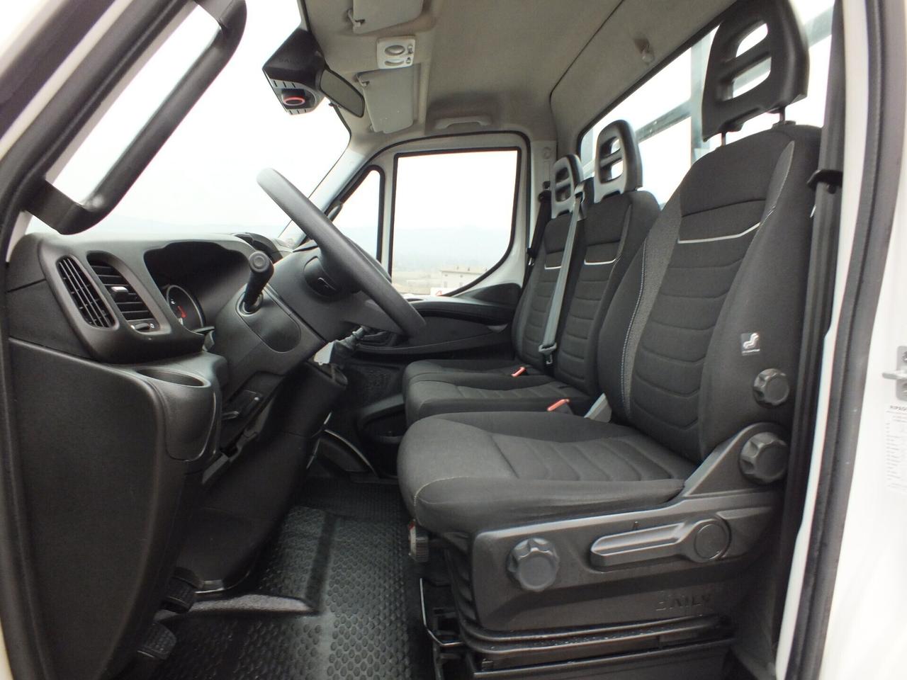 IVECO DAILY 35C14 2.3 CASSONE 4 METRI 40.000 KM