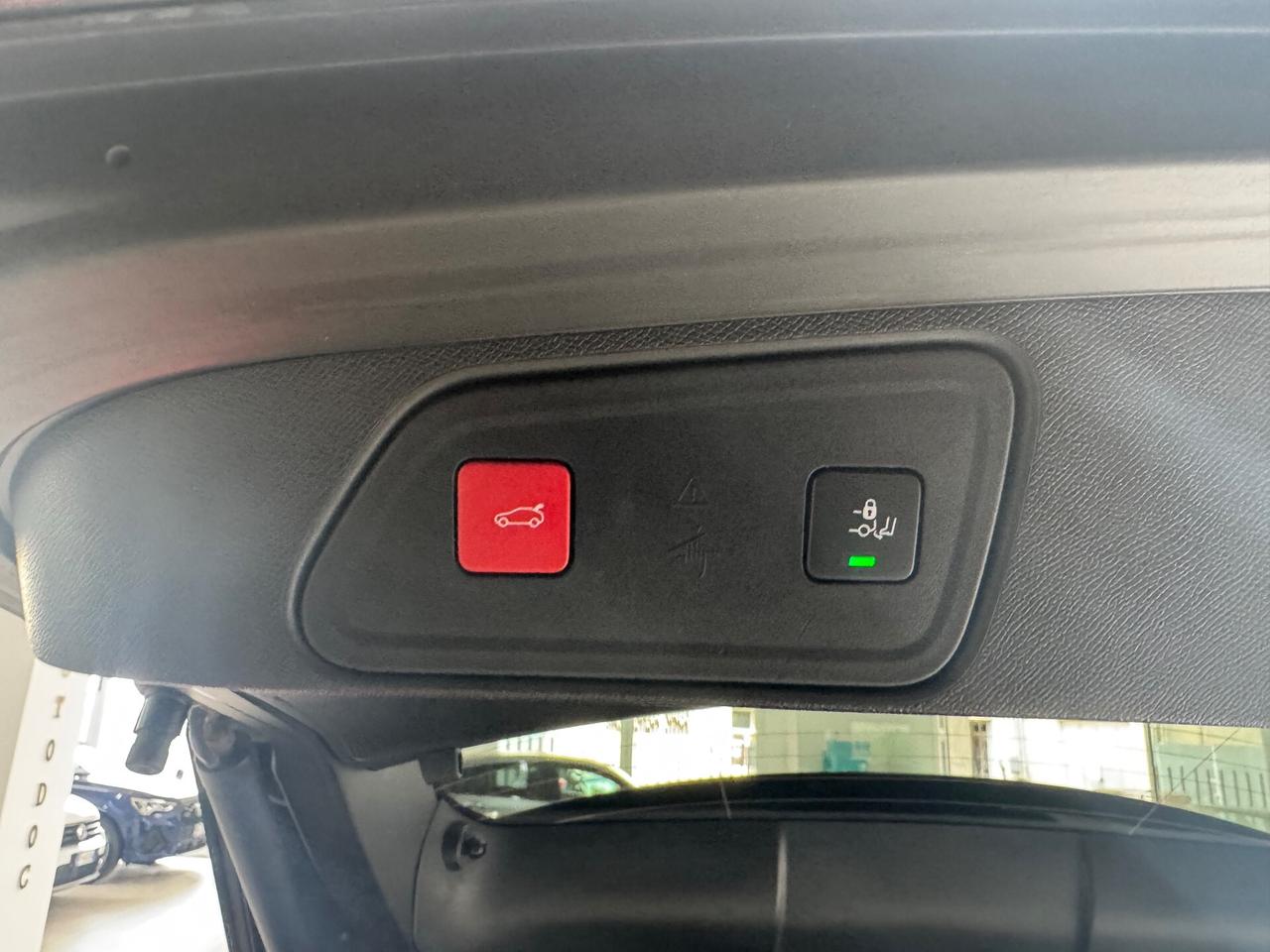 Peugeot 3008 BlueHDi 130 S&S EAT8 GT