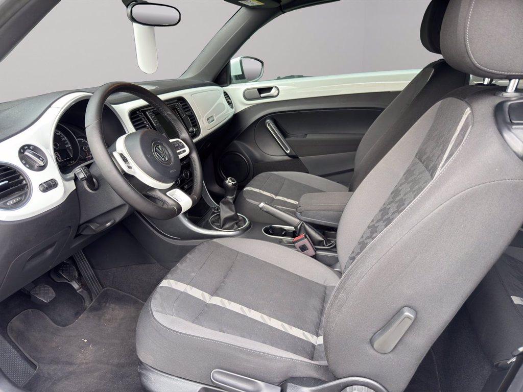 VOLKSWAGEN Maggiolino cabrio 2.0 tdi design 110cv del 2018