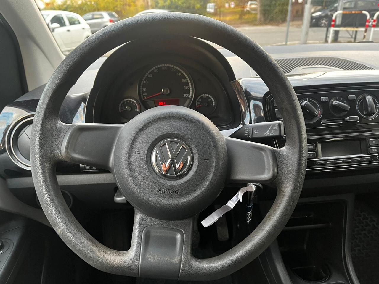 Volkswagen up! 1.0 High x neopatent offerta della settimana