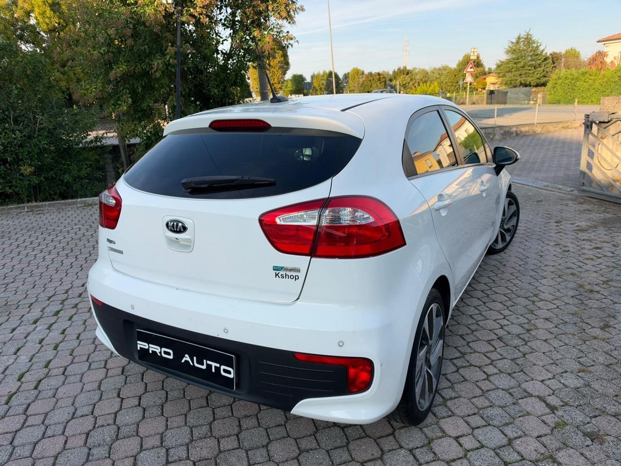 Kia Rio 1.4 CRDi 5p. Cool