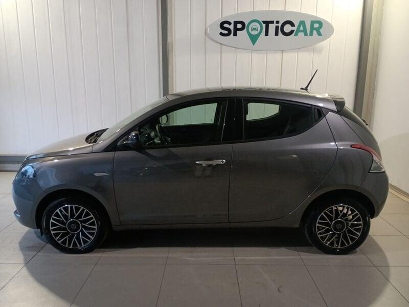 Lancia Ypsilon Ypsilon 1.0 FireFly 5 porte S&S Hybrid Platino