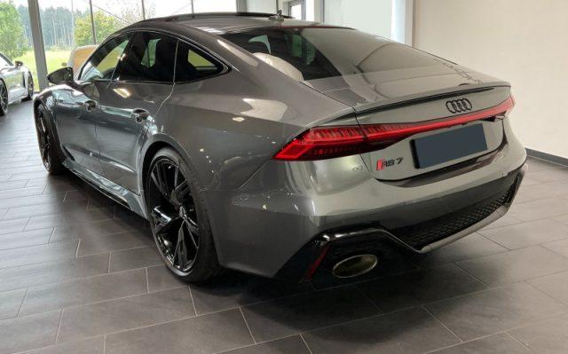 AUDI RS 7 SPB quattro tiptronic