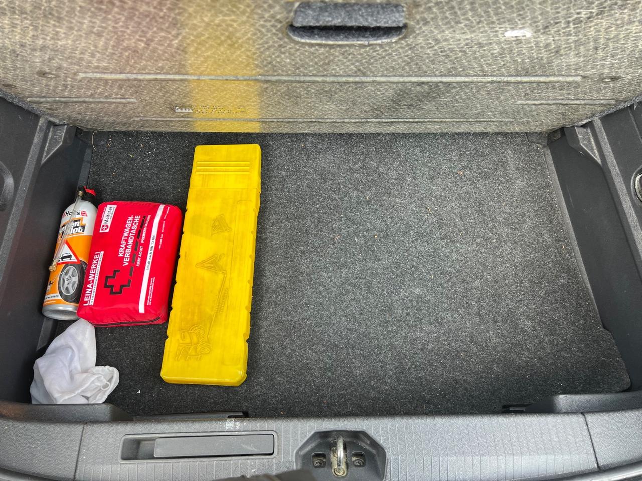 Opel Corsa 1.2 5 porte Enjoy