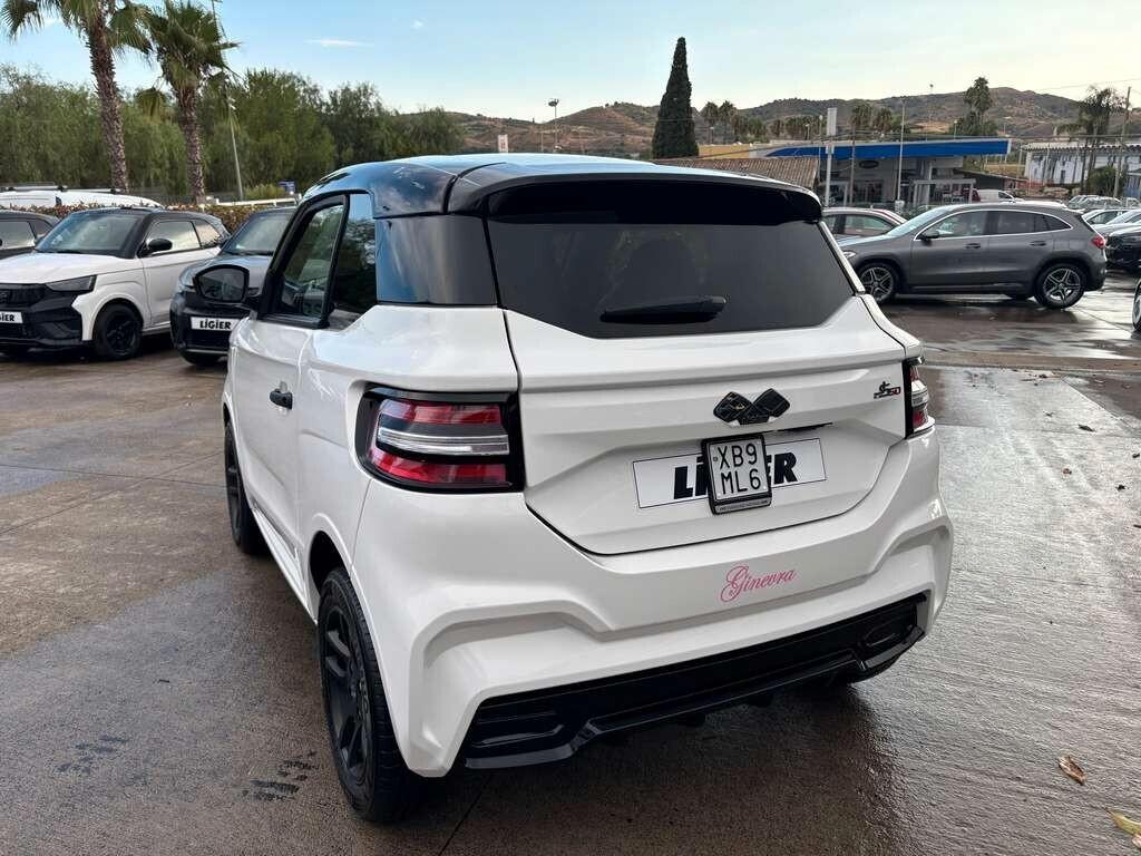 Ligier JS50 DCI L6 Select 2025 / KM 3.000 Tua a solo 129 Euro al mese