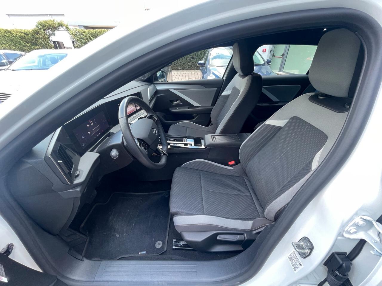Opel Astra 1.5 Turbo Diesel 130 CV AT8 Sports Tourer Edition