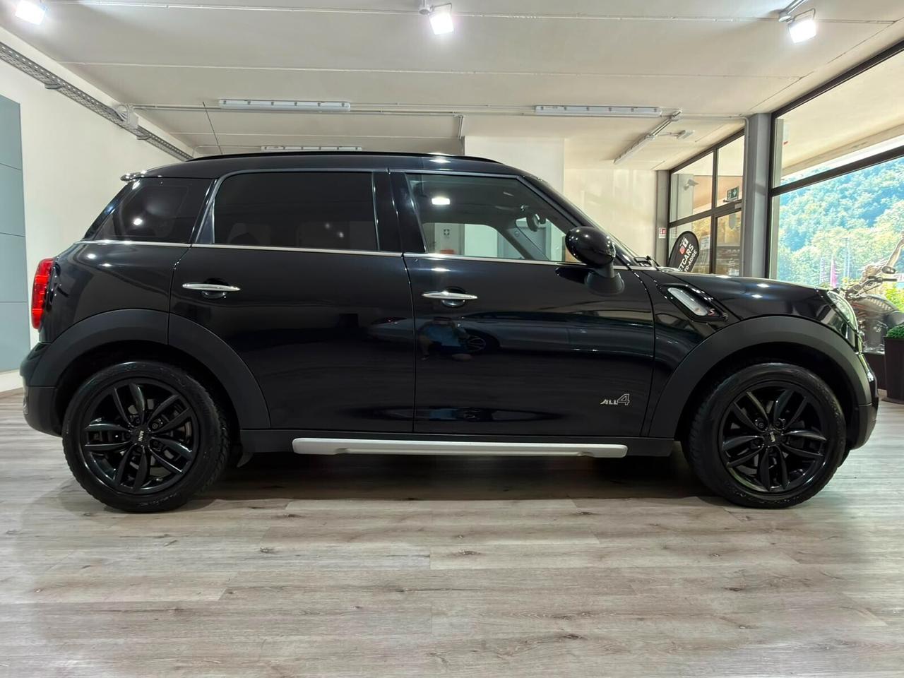 MINI COUNTRYMAN SD 2.0 ALL4 AUTOMATICA