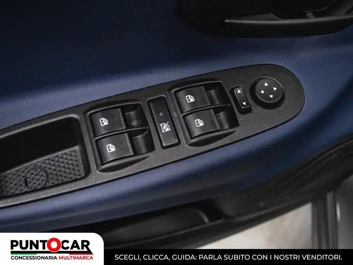 Lancia Ypsilon 1.0 FireFly 5 porte S&S Hybrid Platino