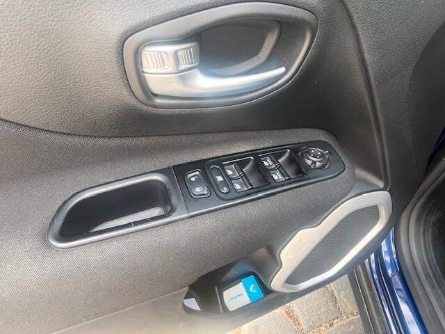 Jeep Renegade 1.6 Mjt 120 CV Longitude
