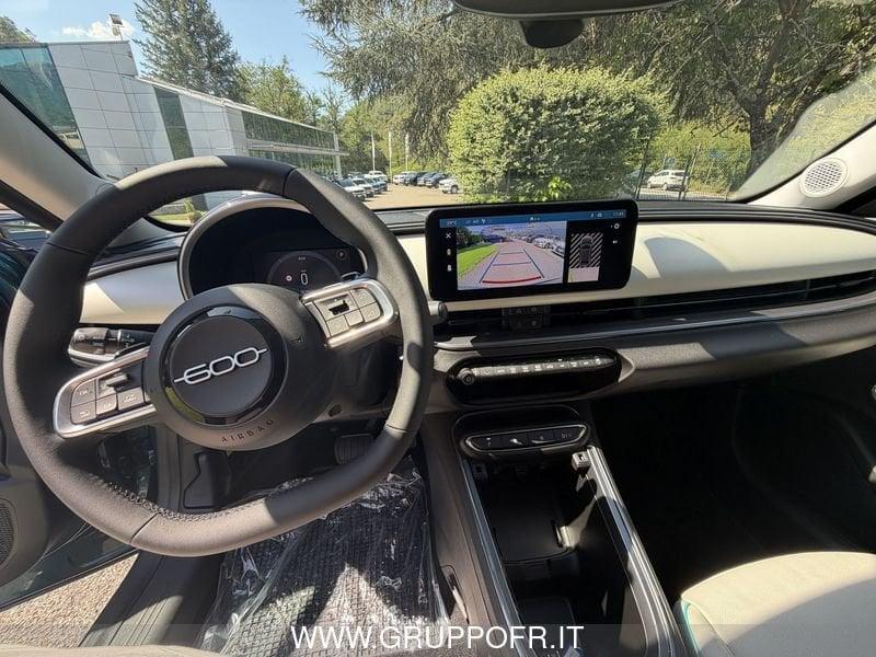 FIAT 600 1.2 Hybrid 145cv La Prima II