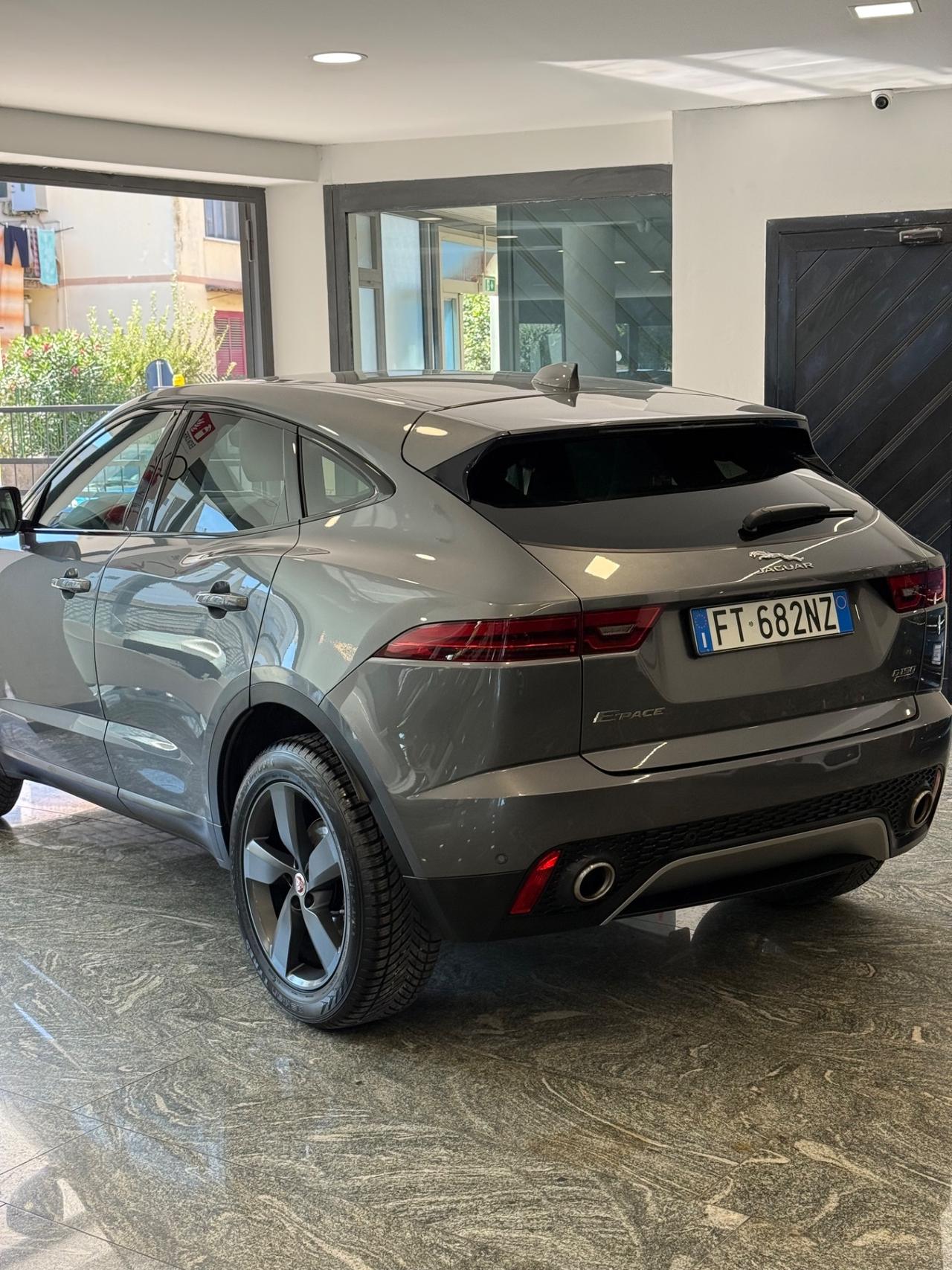 Jaguar E-Pace 2.0D 150 CV AWD aut. R-Dynamic S