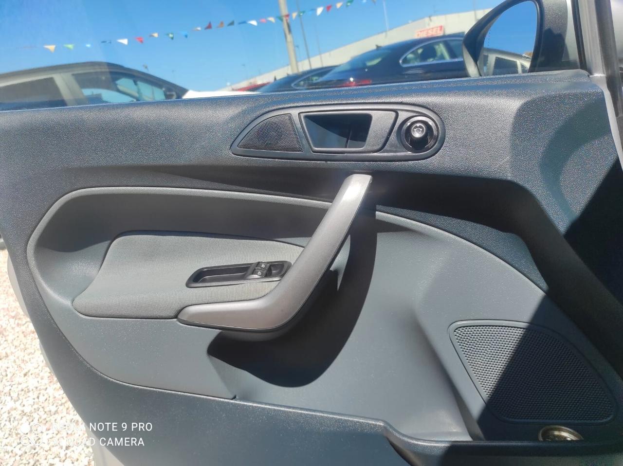 Ford Fiesta 1.4 5p. .- GPL .Garanzia