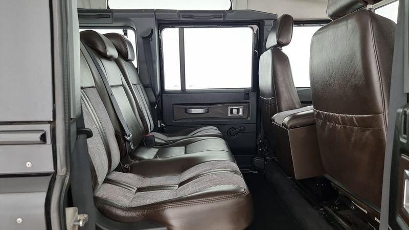 Land Rover Defender Defender 110 2.4 TD4 SE