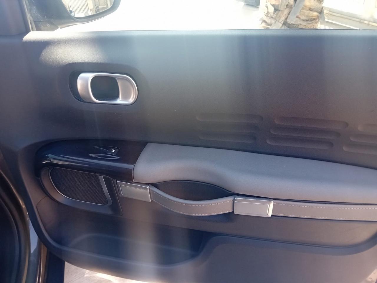 Citroen C4 Cactus BlueHDi 100 S&S Shine