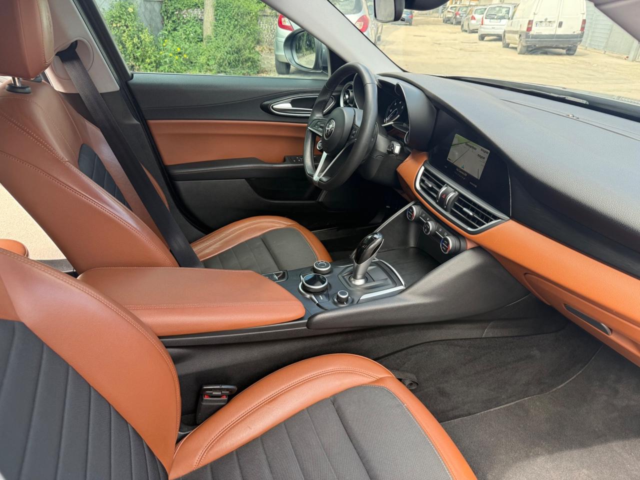 Alfa Romeo Giulia 2.2 Turbodiesel 180 CV Super