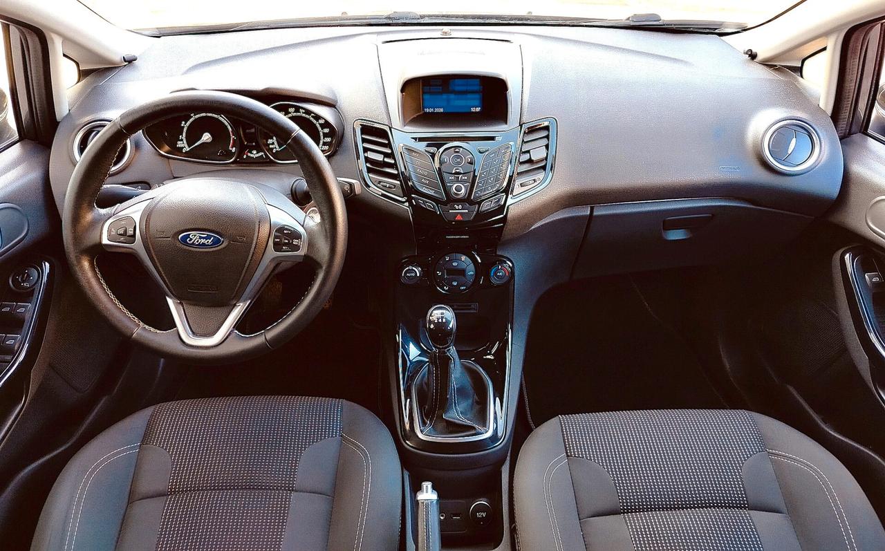 Ford Fiesta 1.0 EcoBoost 100CV 5 porte Titanium