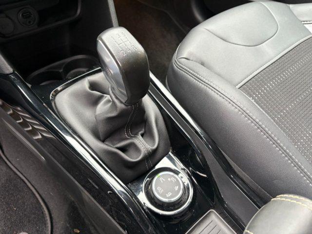 PEUGEOT 2008 BlueHDi 100 S&S Allure