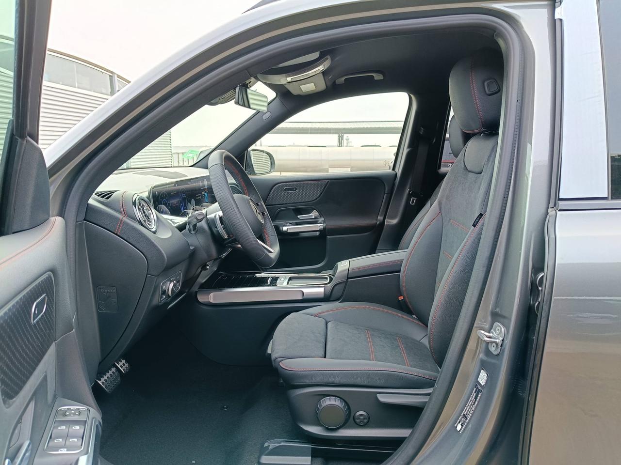 Mercedes-Benz EQB 250+